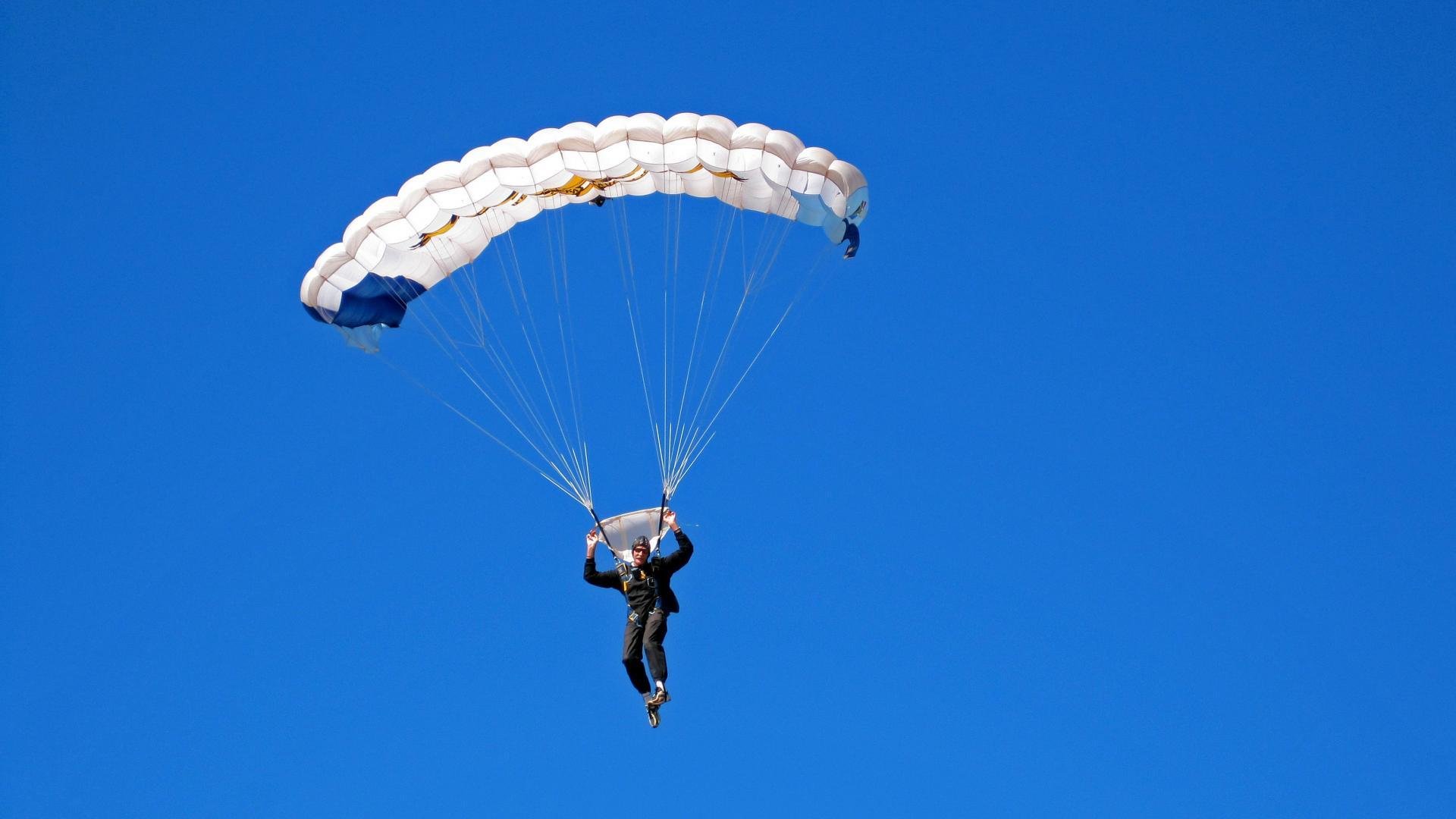 “马丁·高尔西的技术突破：美洲狮队防守体系的核心”